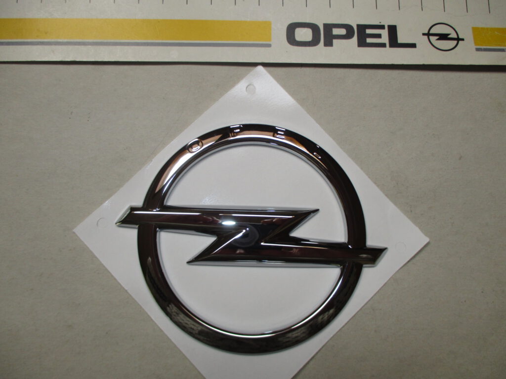 Opel Astra J - Opel-Emblem hinten (Original-Opel)
