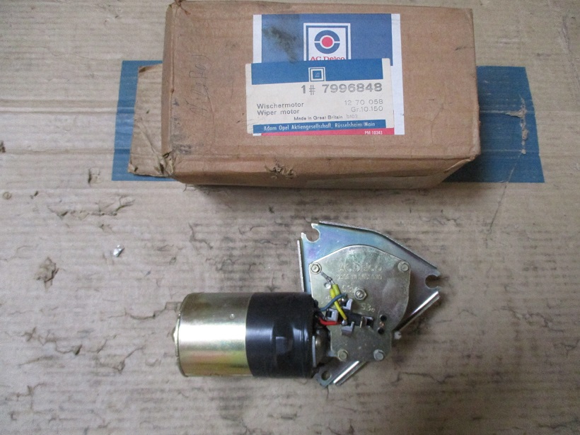 Wischermotor Kadett C 12 70 058