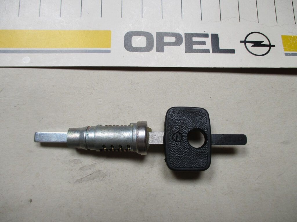 Schließzylinder Kofferd. Ascona C 1 77 175