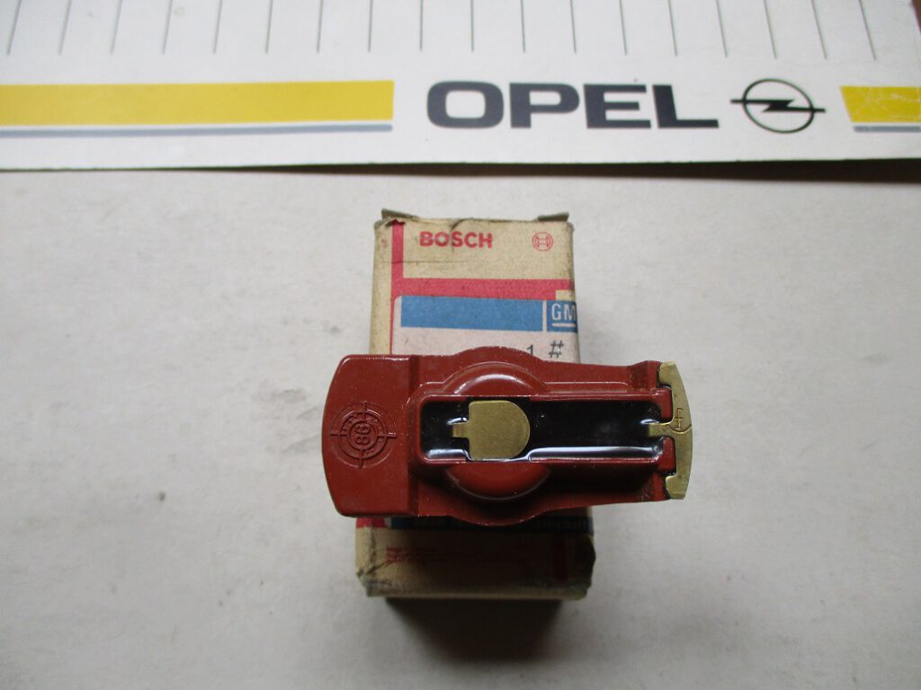 Verteilerläufer Bosch Manta-Asc. B-Monza-Sen. A-Rekord E 12 12 216